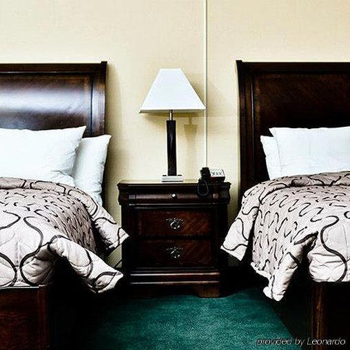 Pacer Inn & Suites Motel เดลาแวร์ ภายนอก รูปภาพ