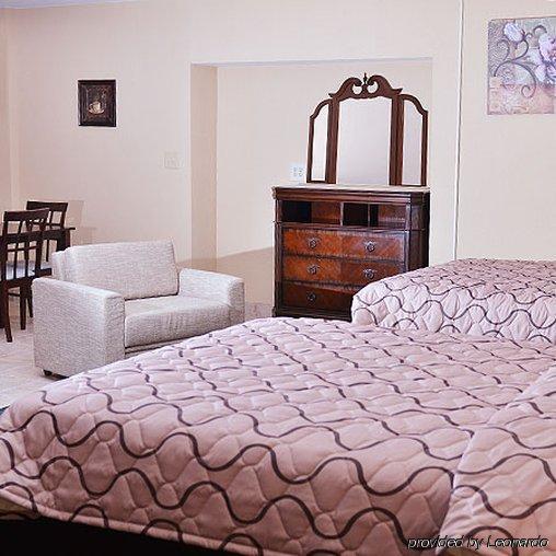 Pacer Inn & Suites Motel เดลาแวร์ ภายนอก รูปภาพ